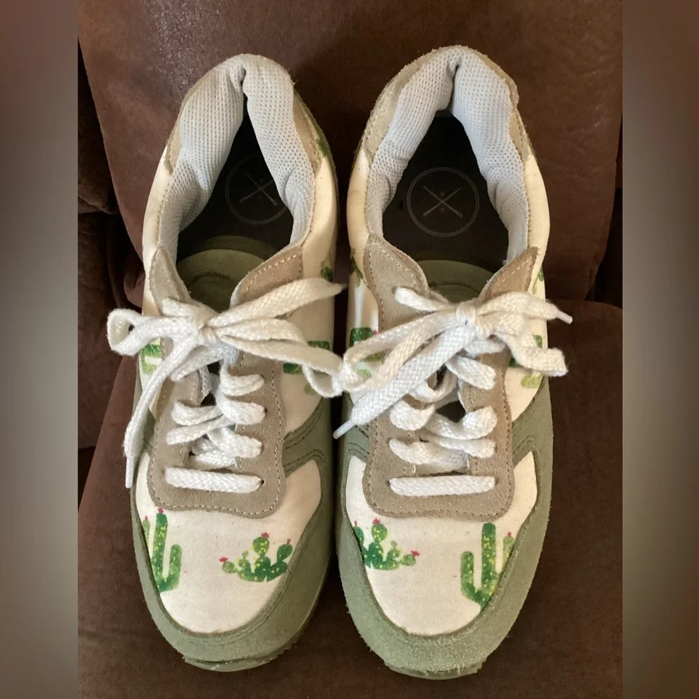 INKKAS Prickly Jogger Cactus Print Running Suede Leather Shoes Women Sz 6